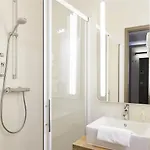 Ibis 3*