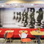 Ibis Hotel 3*