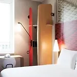 Ibis 3* De Haan