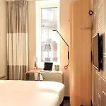 Ibis De Haan