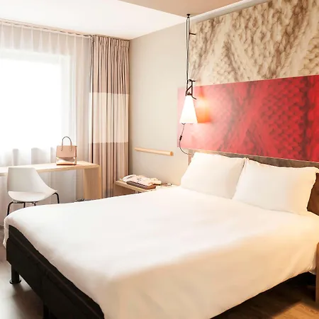 Ibis Hotel 3*