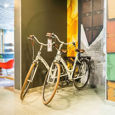 Ibis Hotel