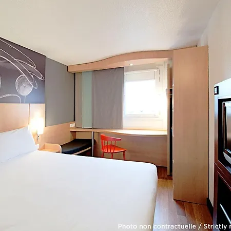 Ibis 3*