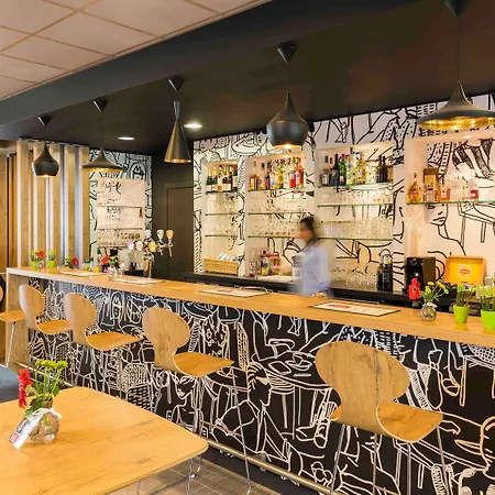 Ibis Hotel 3*