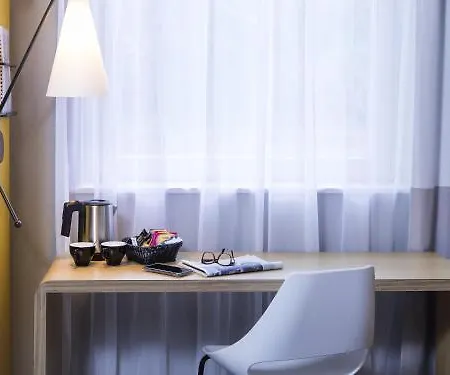 Ibis Hotel 3*