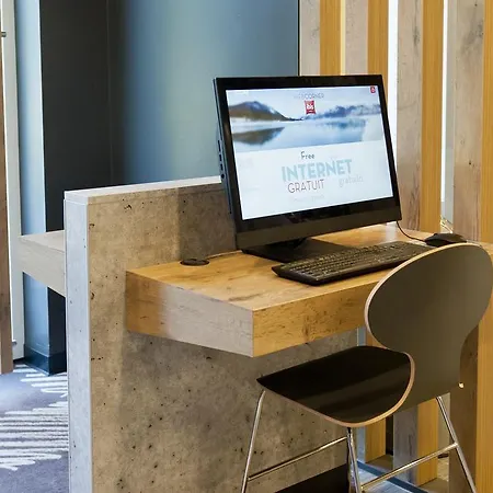 Ibis 3* De Haan